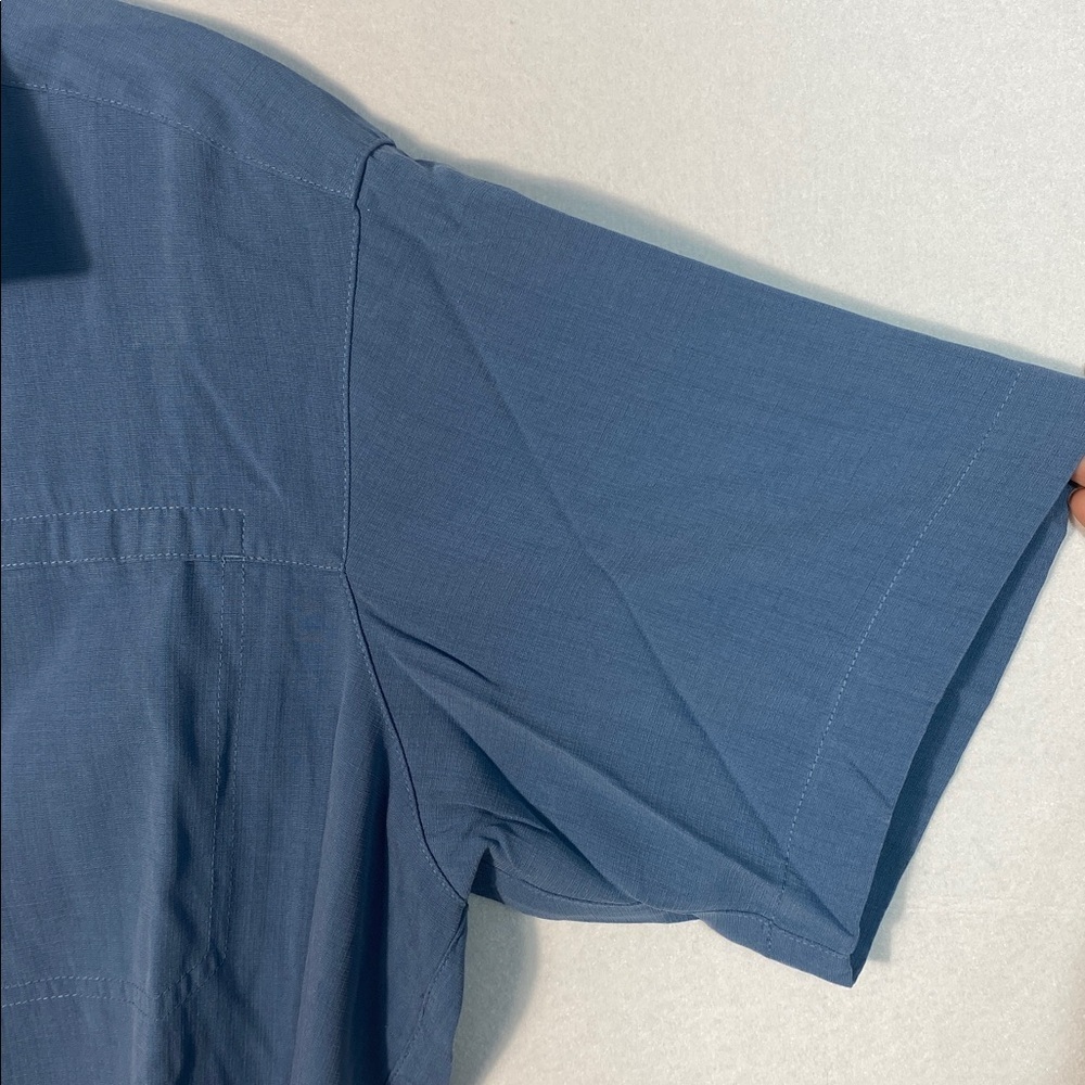 Columbia Men's Blue Short Sleeve Button Down Shirt Size Large - Picture 10 of 10